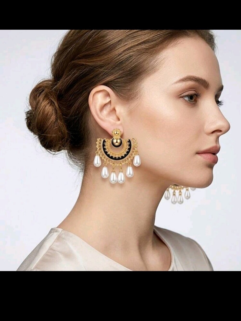 BRAND NEW ** Gold and Black Pearl Drop Chandbali Earrings